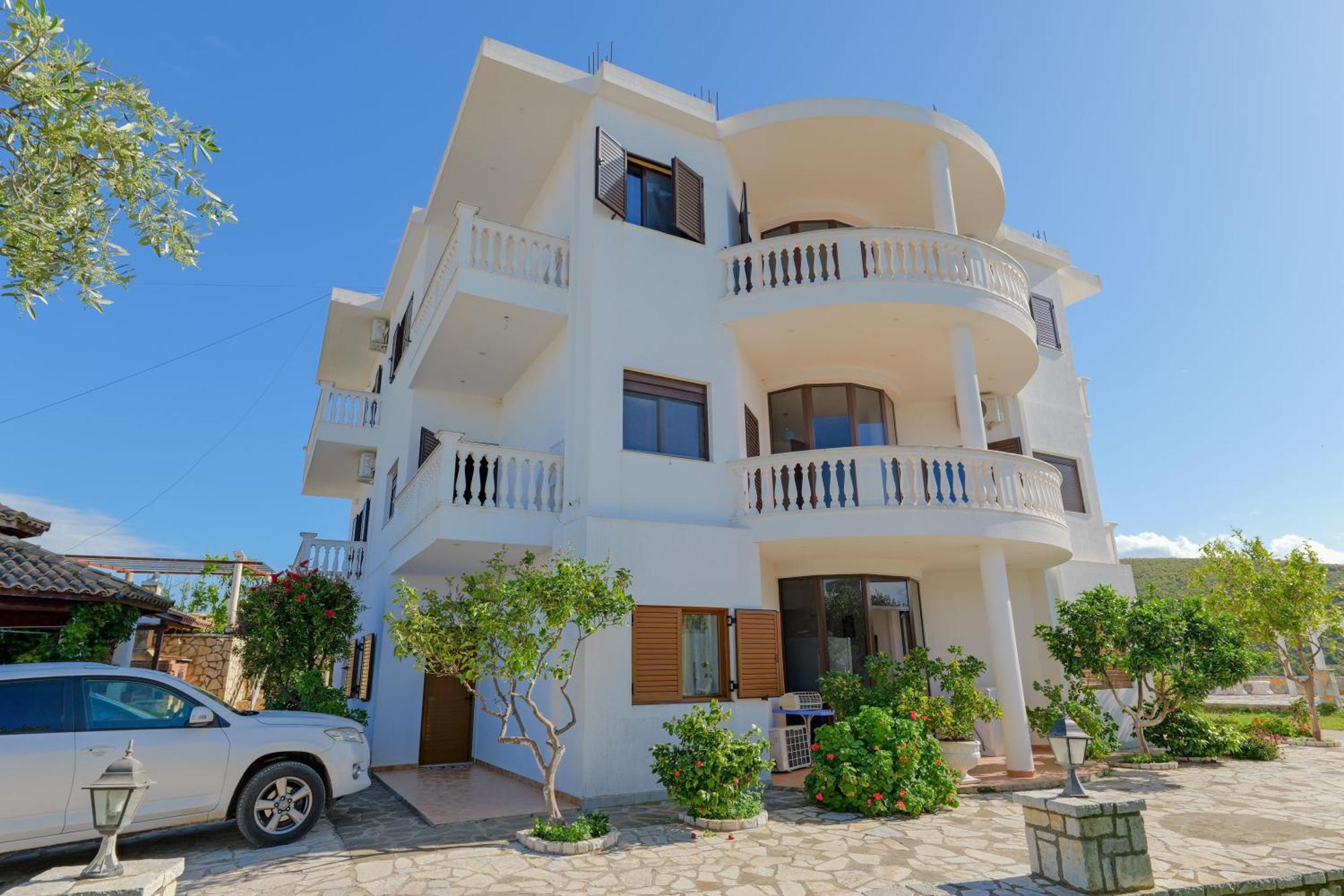 Apartment Koloseo Rezidence *
